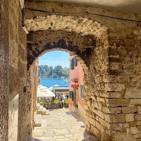 Rooms Da Angelica Old City 2 โรวีน ภายนอก รูปภาพ