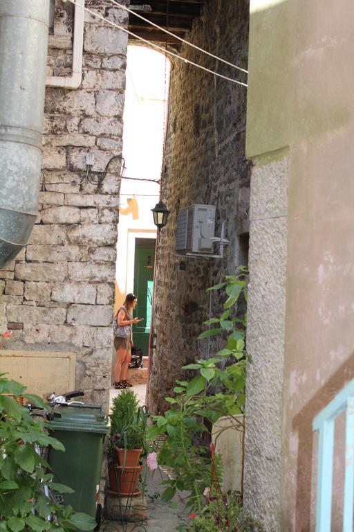 Rooms Da Angelica Old City 2 โรวีน ภายนอก รูปภาพ