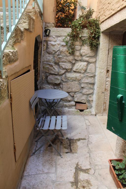 Rooms Da Angelica Old City 2 โรวีน ภายนอก รูปภาพ