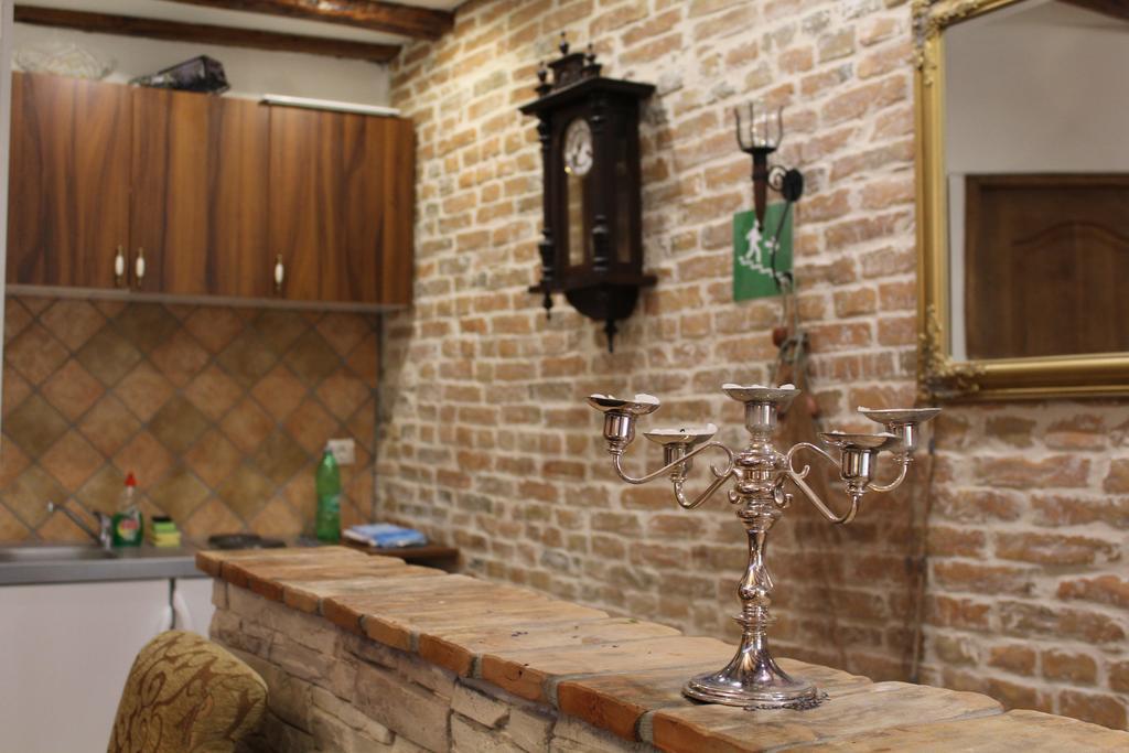 Rooms Da Angelica Old City 2 โรวีน ภายนอก รูปภาพ